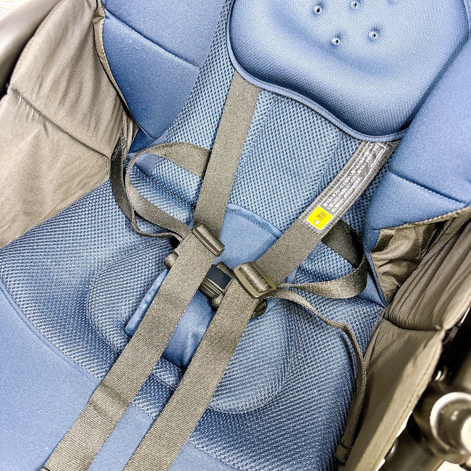  即決 送料無料 アップリカ Aprica カルーンエアーメッシュ 新生児 出産準備 カラビナ付き ベビーカー バギー 外出 移動用品