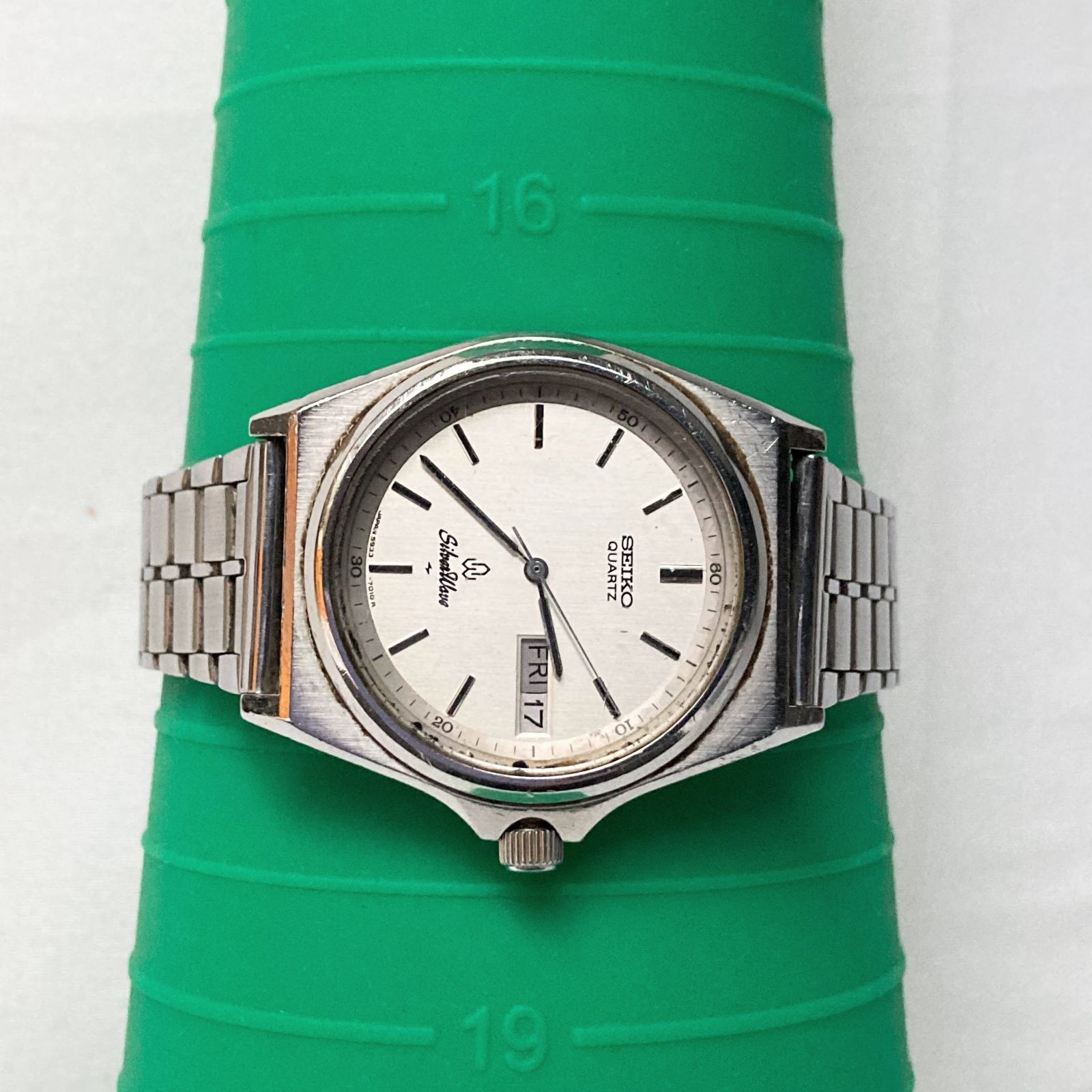 稼働品 SEIKO セイコー SilverWave シルバーウェーブ 8229-8000 QUARTZ