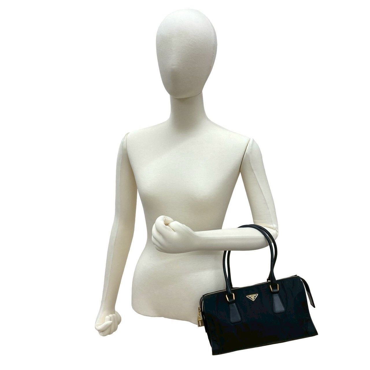 極 美品 鍵付き PRADA プラダ 三角ロゴ プレート 金具 ナイロン レザー