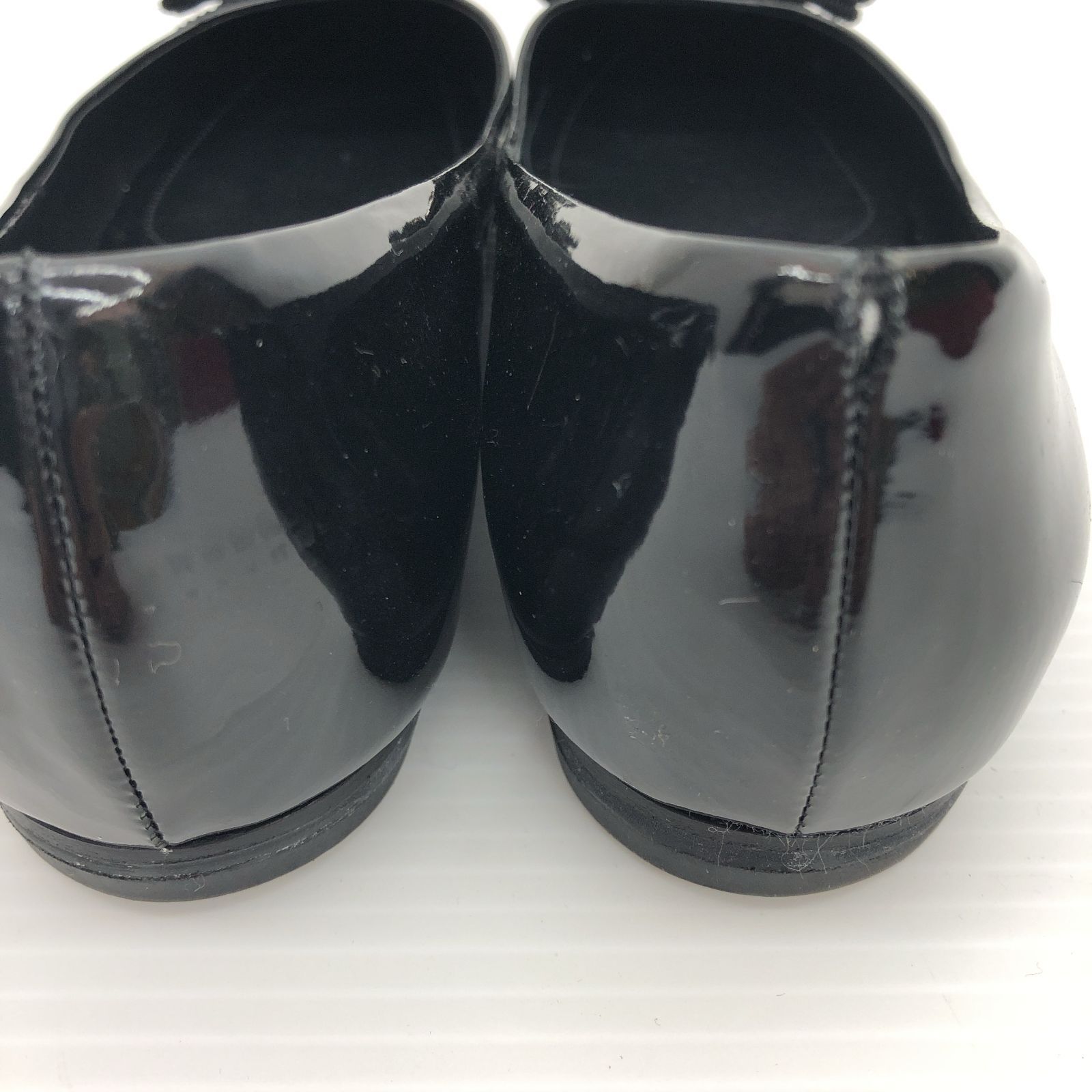 Salvatore Ferragamo サルヴァトーレフェラガモ エナメル フラット