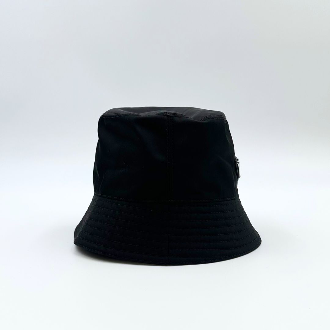 美品】Prada Re-Nylon 三角プレート バケットハット - メルカリ