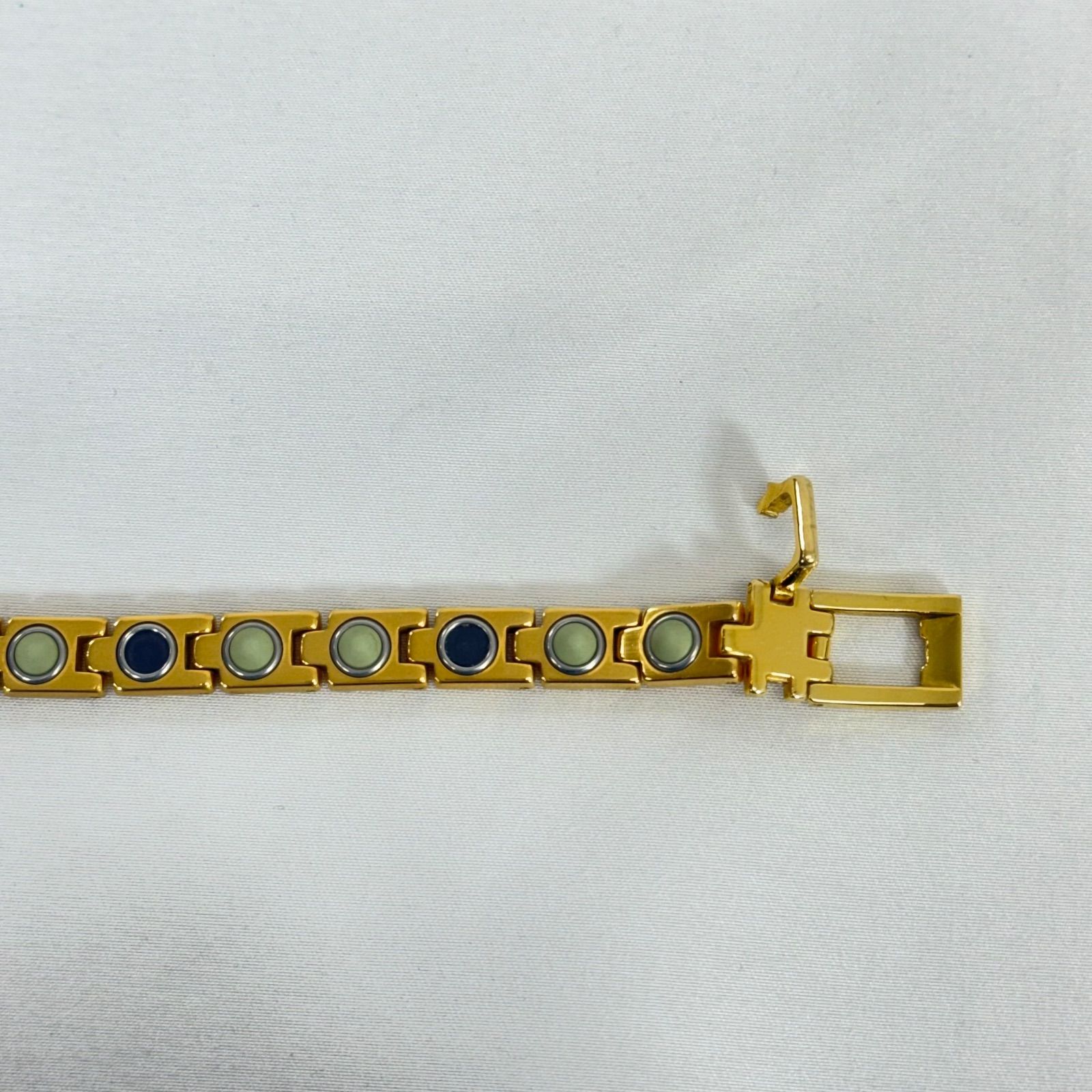 美品】MAGIST マジスト 磁気 ブレスレット バックル式留め具