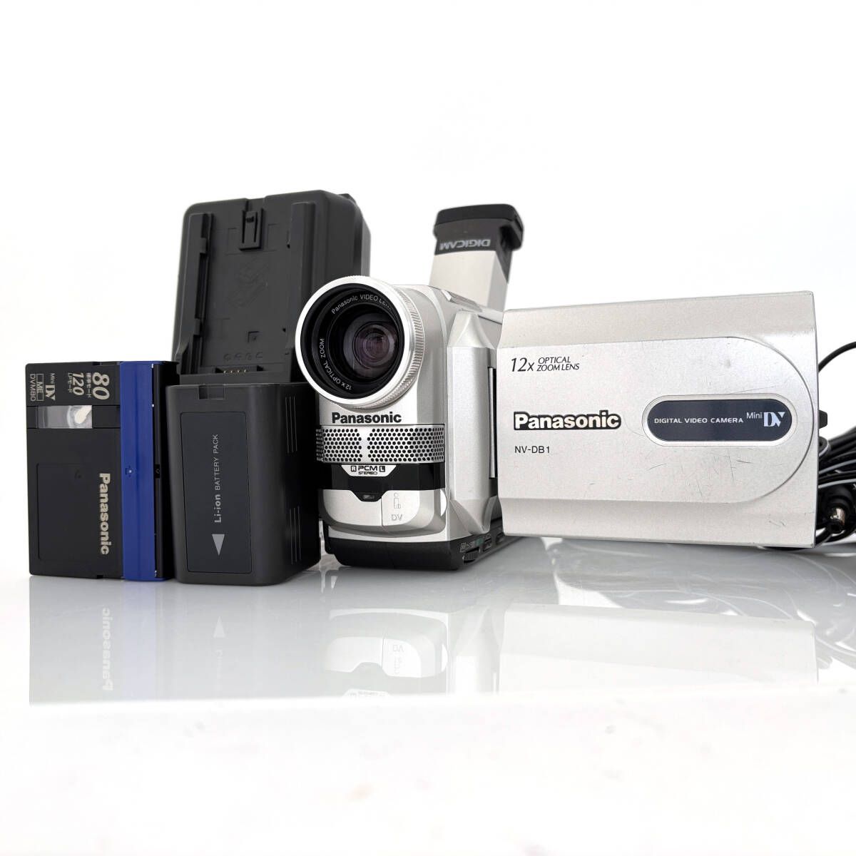 パナソニック】Panasonic NV-DB1 MiniDV デジタルビデオカメラ 付属品