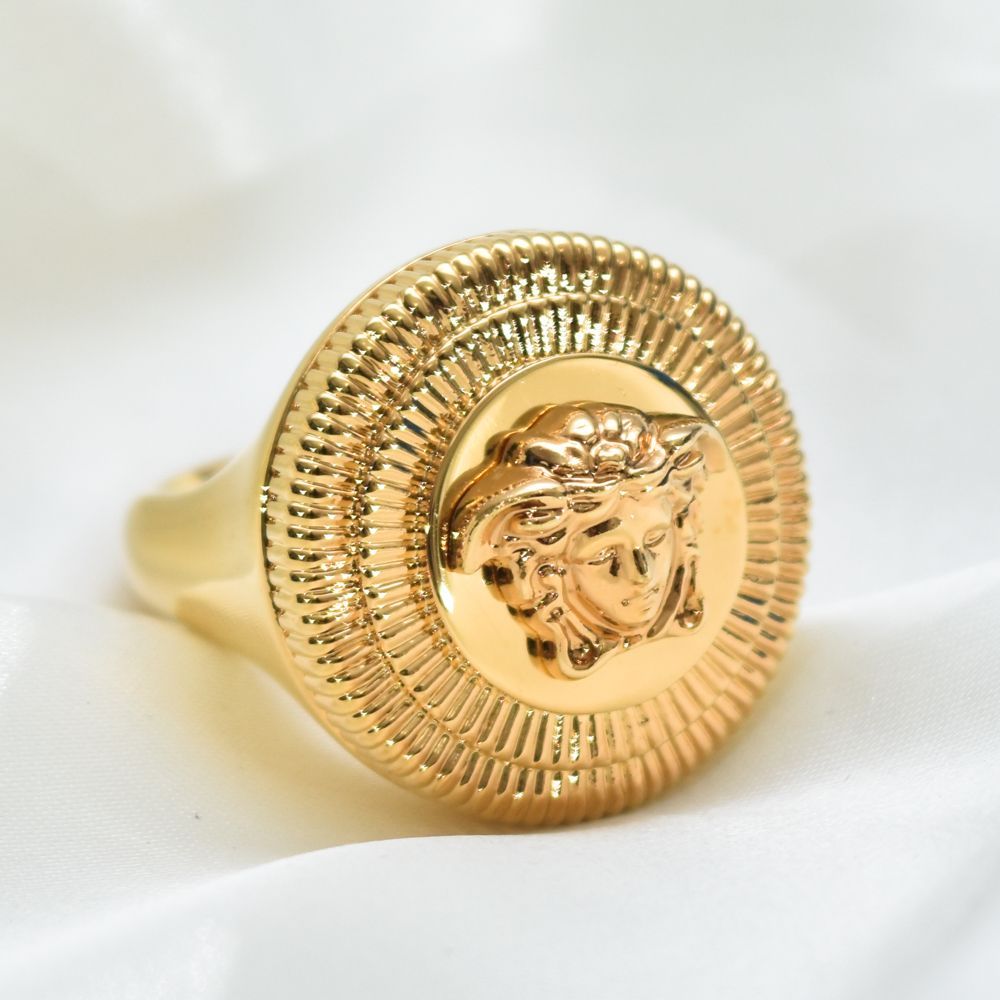 ヴェルサーチ 指輪 リング ビギー メデューサ VERSACE 1004594 - メルカリ