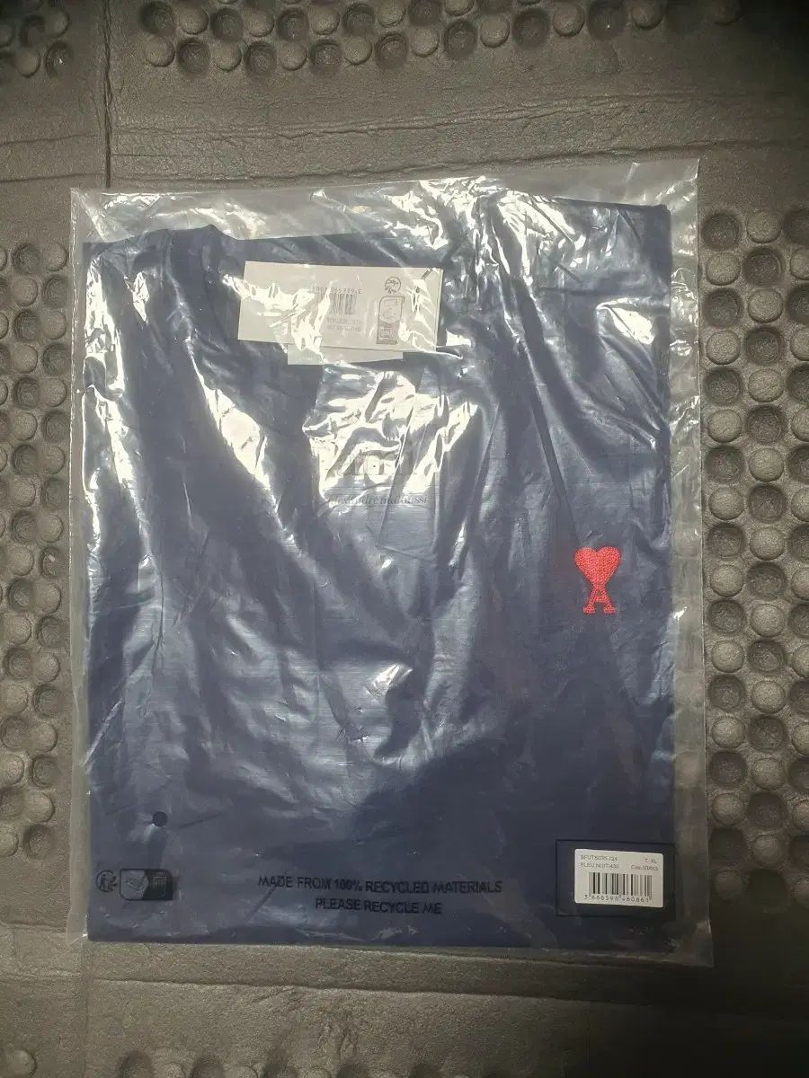 アミ スモール ハート ロゴ 半袖 Tシャツ ネイビー XL AMI Tシャツ