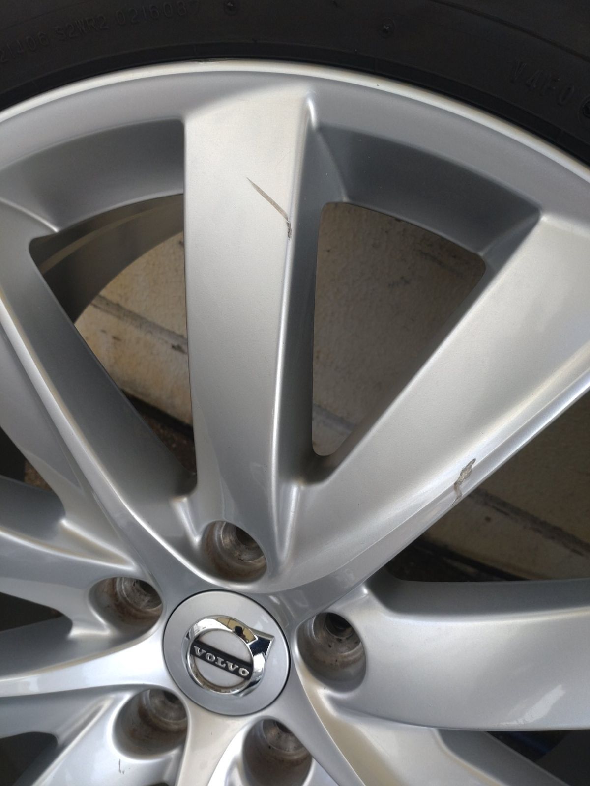 ボルボ XC90 純正 10-Spoke Turbine ホイール 19インチ 8J+42.5 108-5H