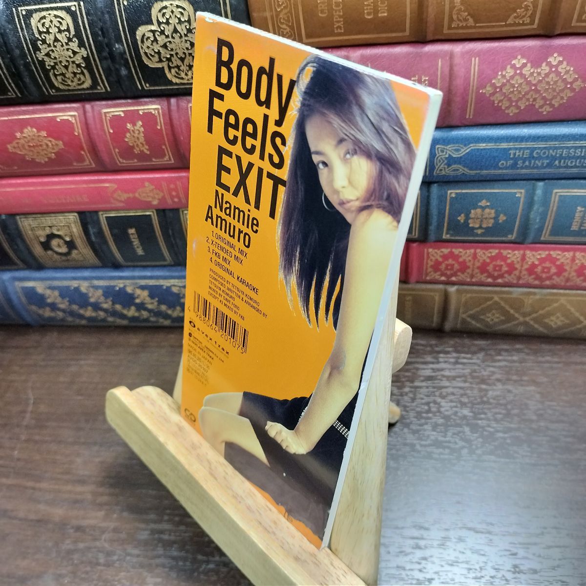 8-1 8cmCD Body Feels EXIT 安室奈美恵 240285 - メルカリ