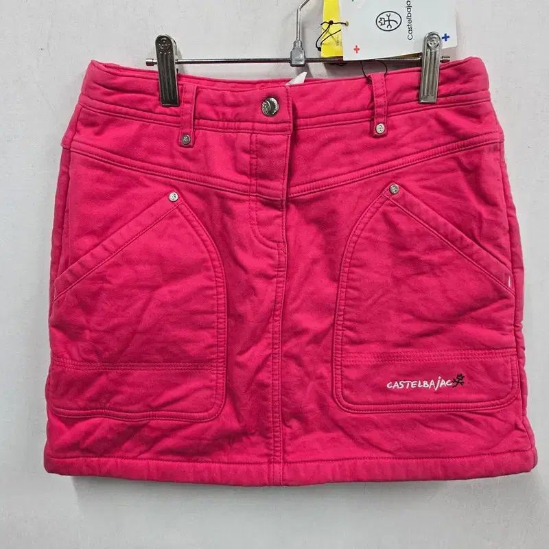 新品♥カステルバジャック　ゴルフスカート　値下げ不可 正規品/64 カステルバジャック レディース ゴルフスカート - メルカリ