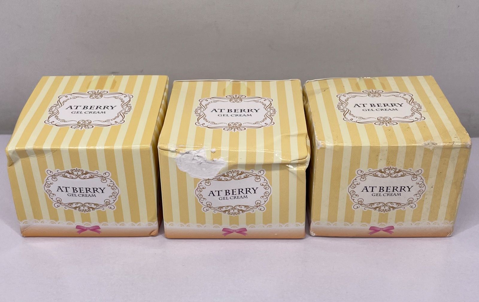 薬用アットベリー 60g ×3個 Amazon.co.jp: 薬用アットベリー [ワキ・二の腕・ひざなどの黒ずみ