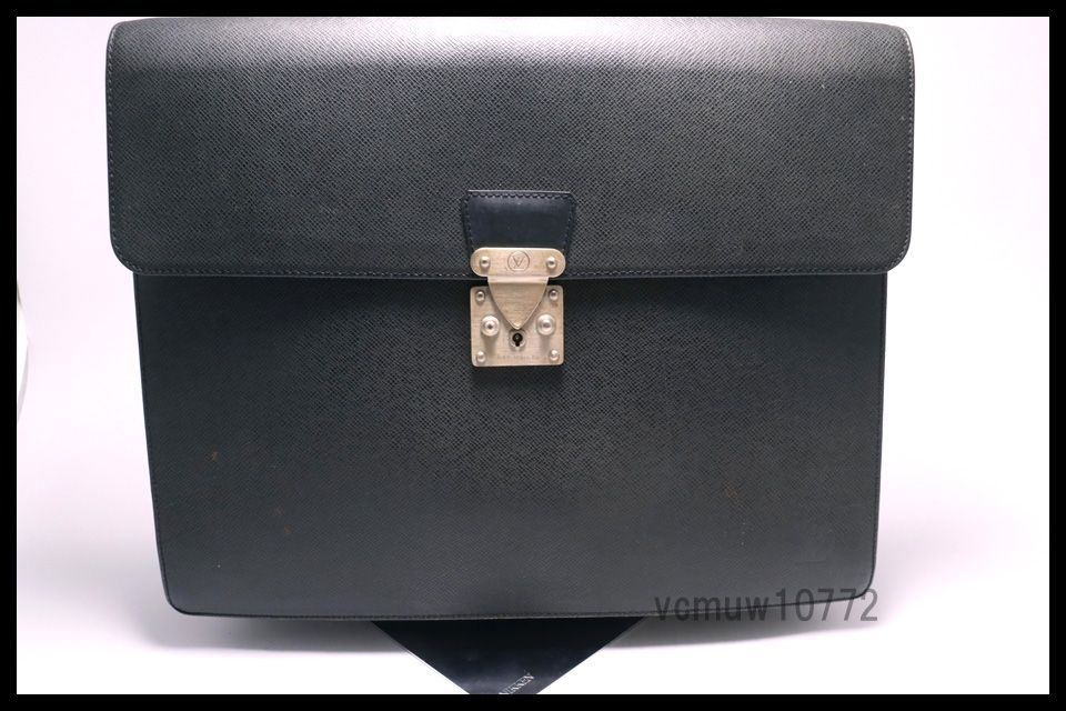 □LOUIS VUITTON タイガ モスコバ レザー ビジネスバッグ ブリーフ