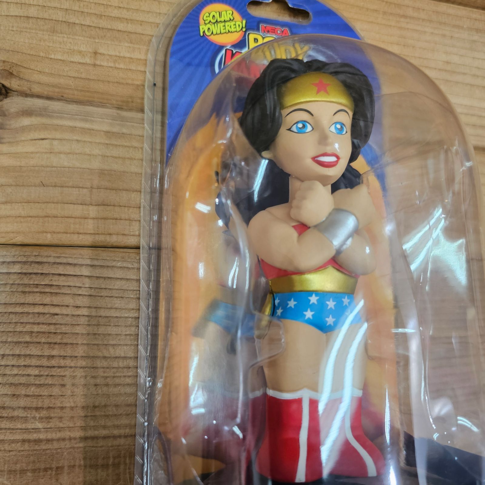 新品未開封 ネカ NECA ボディーノッカー ワンダーウーマン - メルカリ