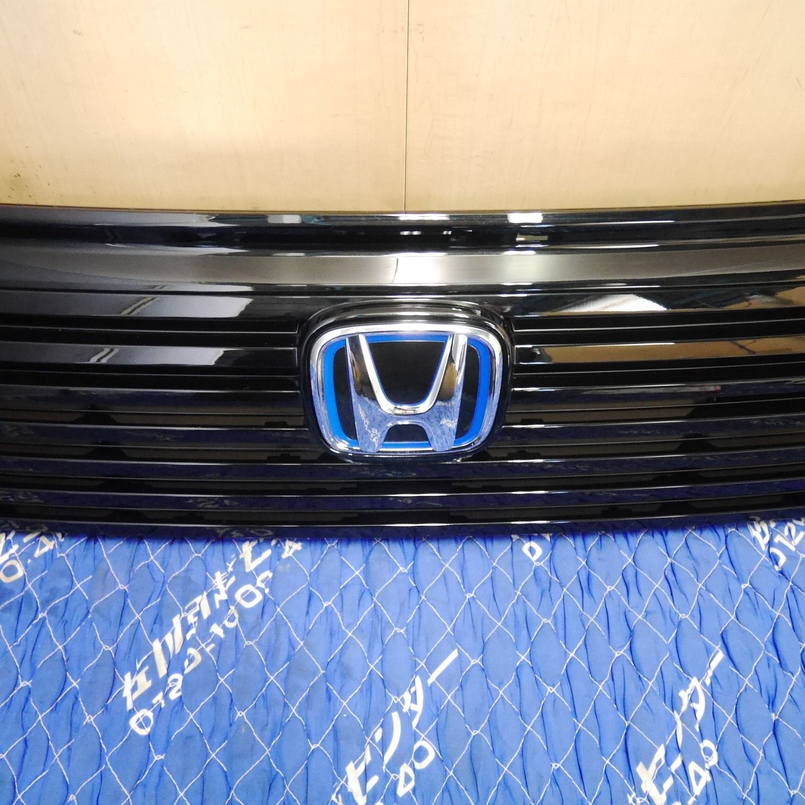 送料無料] 新車外し☆ホンダ RV5 RV6 ヴェゼル e:HEV 純正 フロント