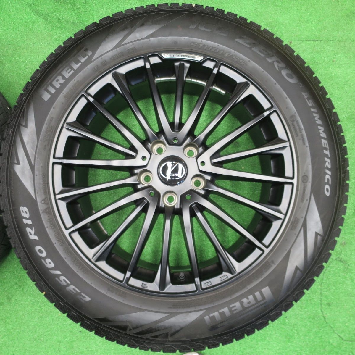 センサー付！バリ溝！23年！キレイ！9.5分☆レクサス NX 等