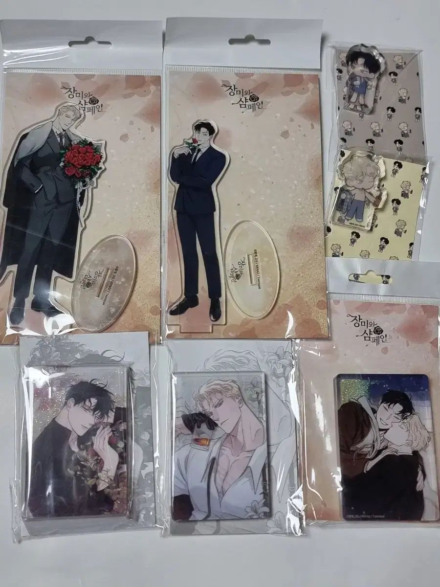 まとめ売り とシャンパン 장미와샴페인 チャンシャム グリッターピック アクリル スタンド ころっと