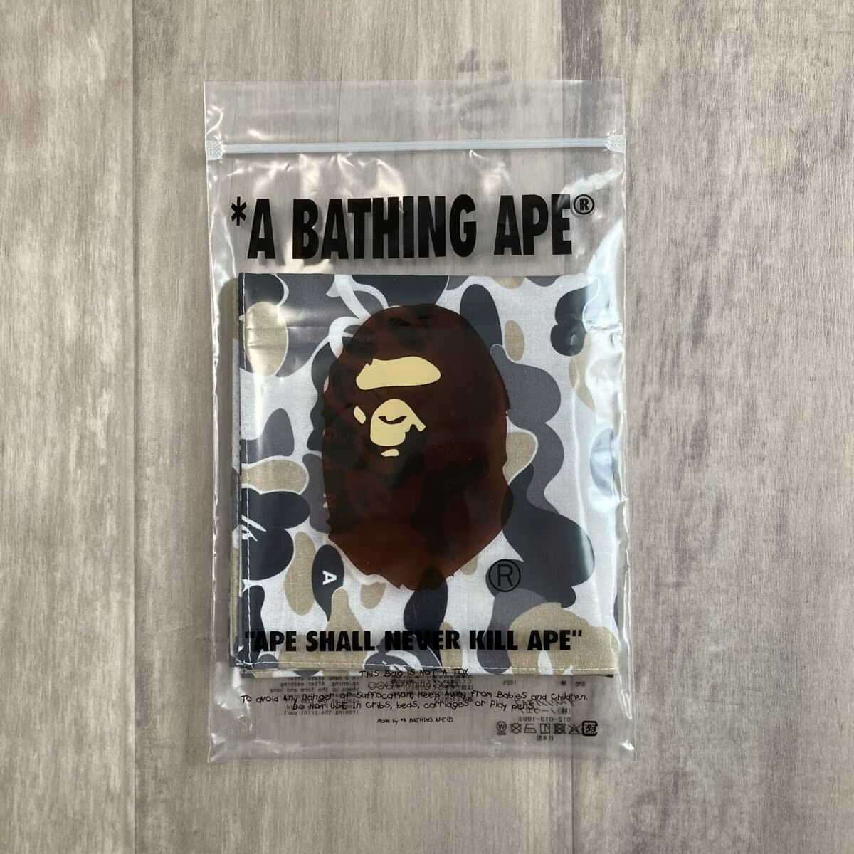 銀座限定 BAPE CAMO バンダナ a bathing ape ☆新品☆ 銀座限定 BAPE CAMO バンダナ a bathing ape Ginza Store