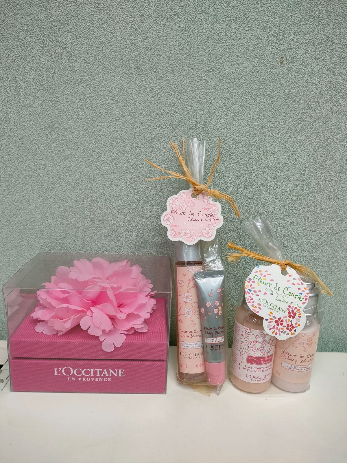 未開封品】L'OCCITANE ロクシタン 三点セット - メルカリ