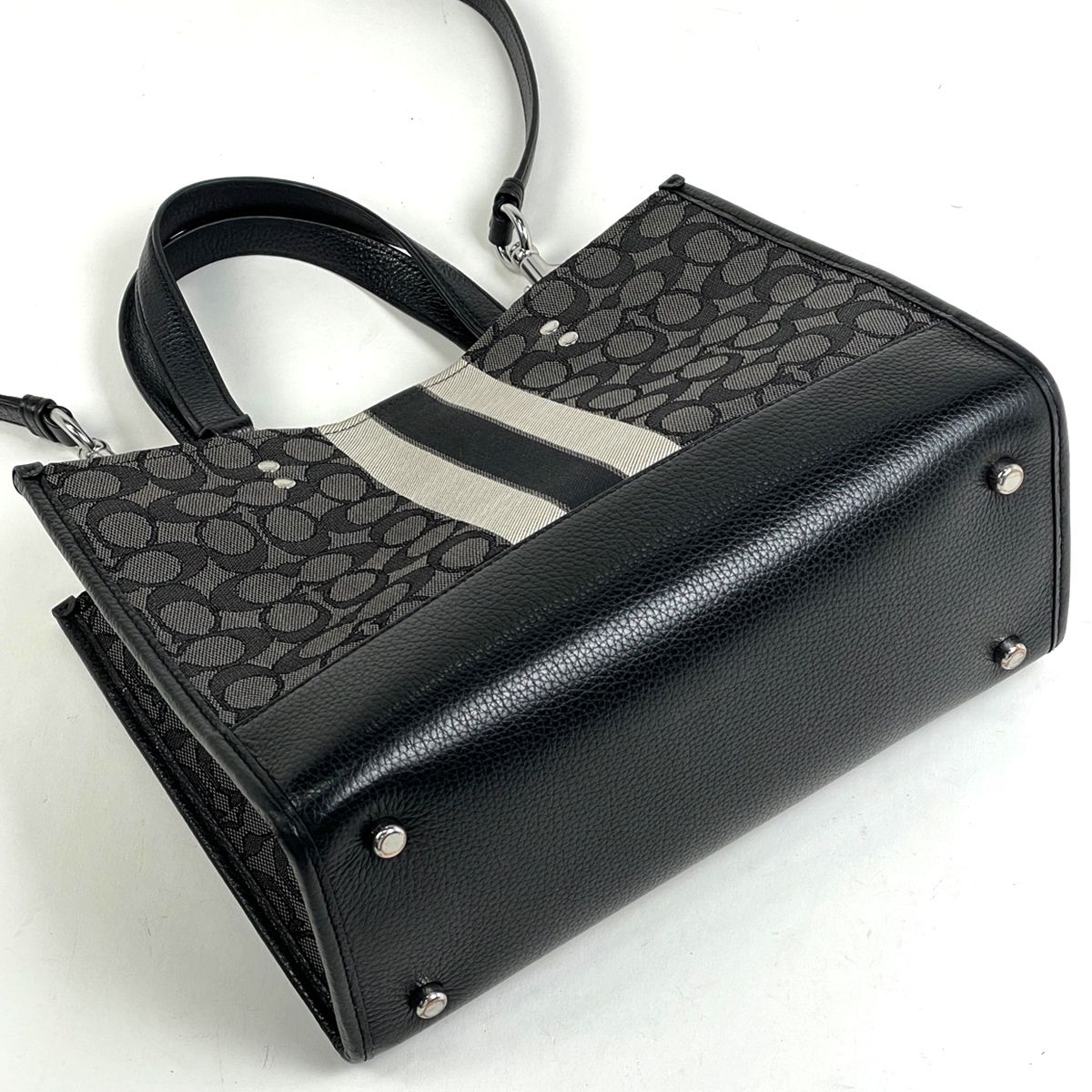 在庫一掃】 コーチ COACH デンプシー キャリーオール シグネチャー