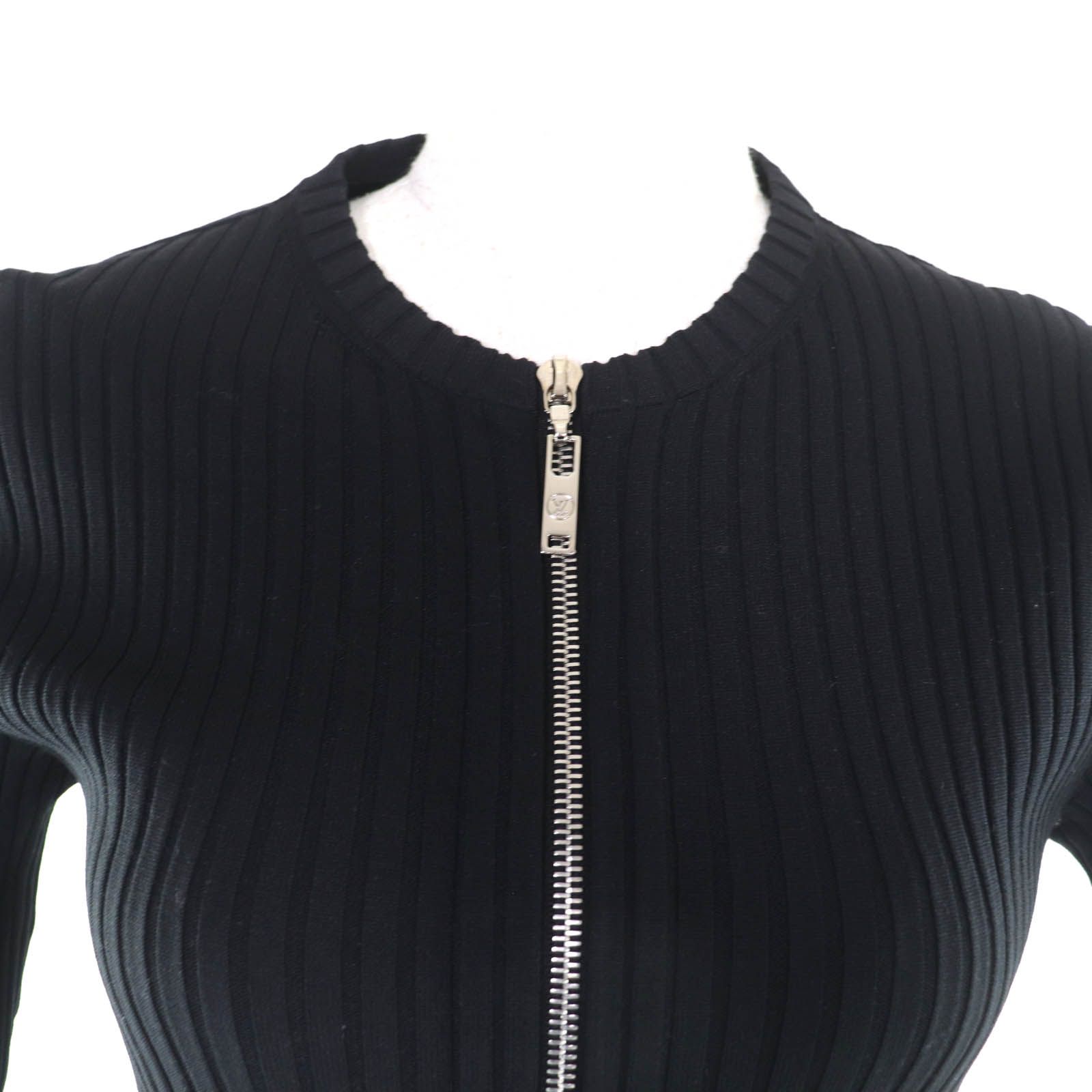 極美品✨ ルイヴィトン LOUIS VUITTON 長袖ニット フリル レース 極美品✨ ルイヴィトン LOUIS VUITTON 長袖ニット フリル レース LOUIS