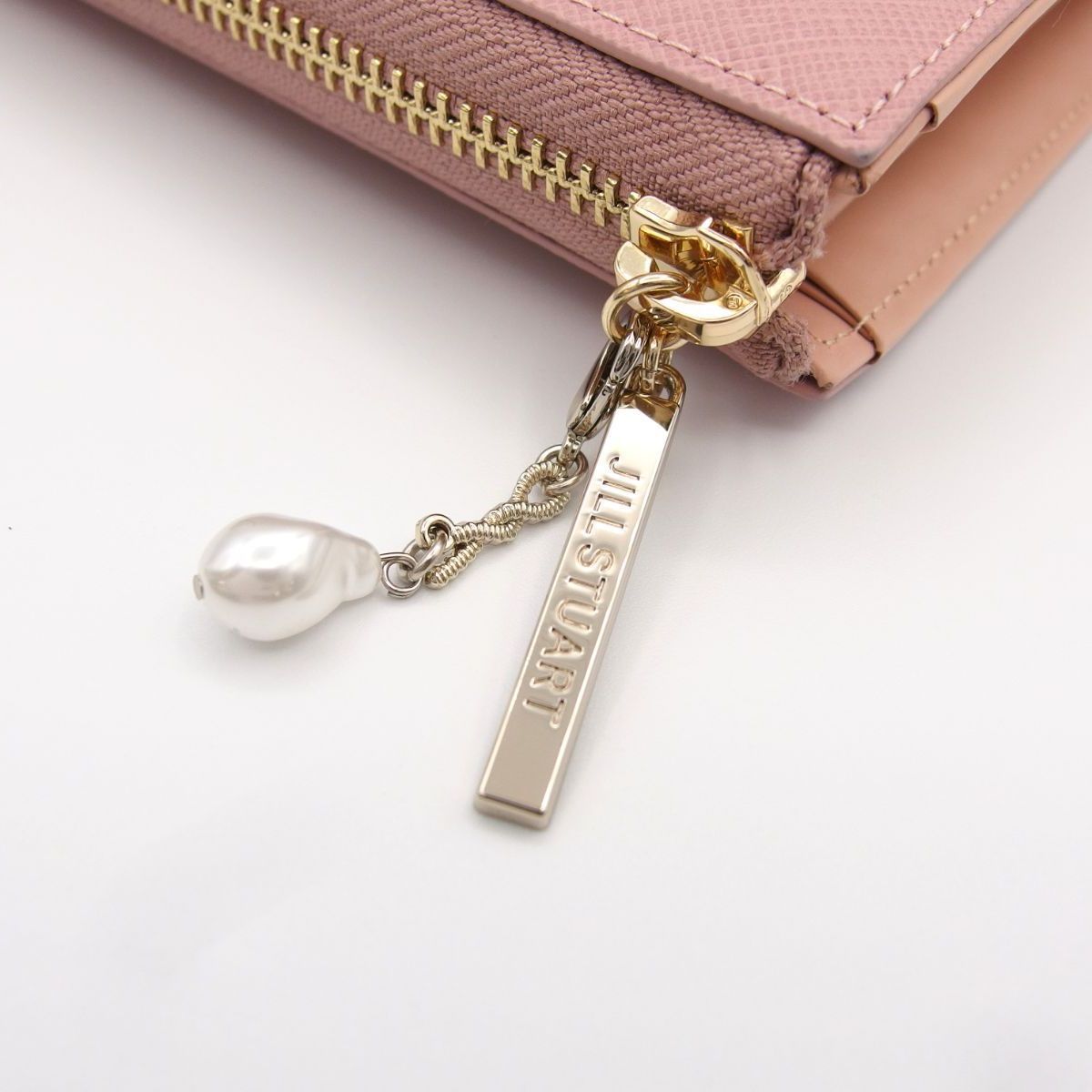 新品同様品】JILLSTUART ジルスチュアート ラメ入り L字ファスナー長 
