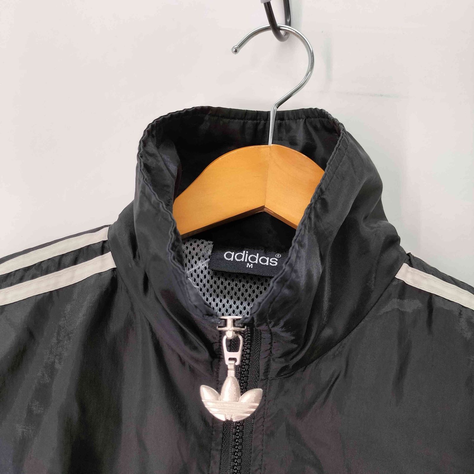 アディダス adidas 黒タグ トレフォイルロゴ スリーストライプ