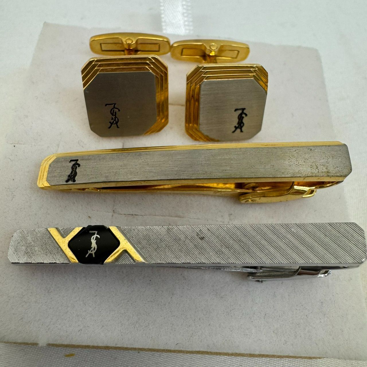K【ヴィンテージ】イヴサンローラン ネクタイピン カフス セット