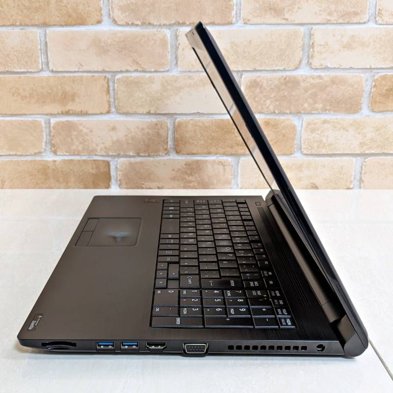 オフィス付き☆SSD/Corei3/メモリ8G☆初心者OK！Windows11ノート