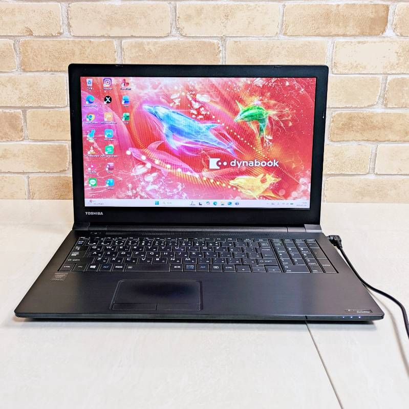 オフィス付き☆SSD/Corei3/メモリ8G☆初心者OK！Windows11ノート