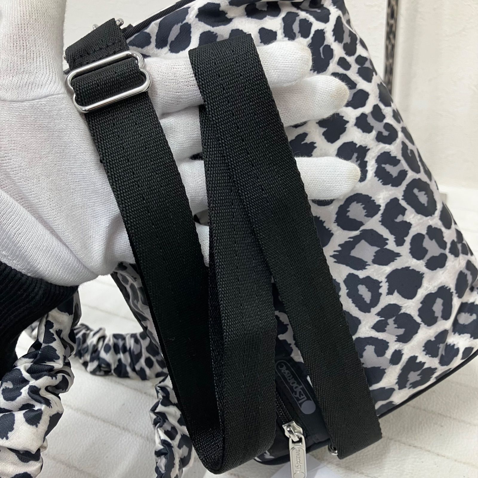 8555 LeSportsac レスポートサック GH EVERYDAY SM SATCHEL 
