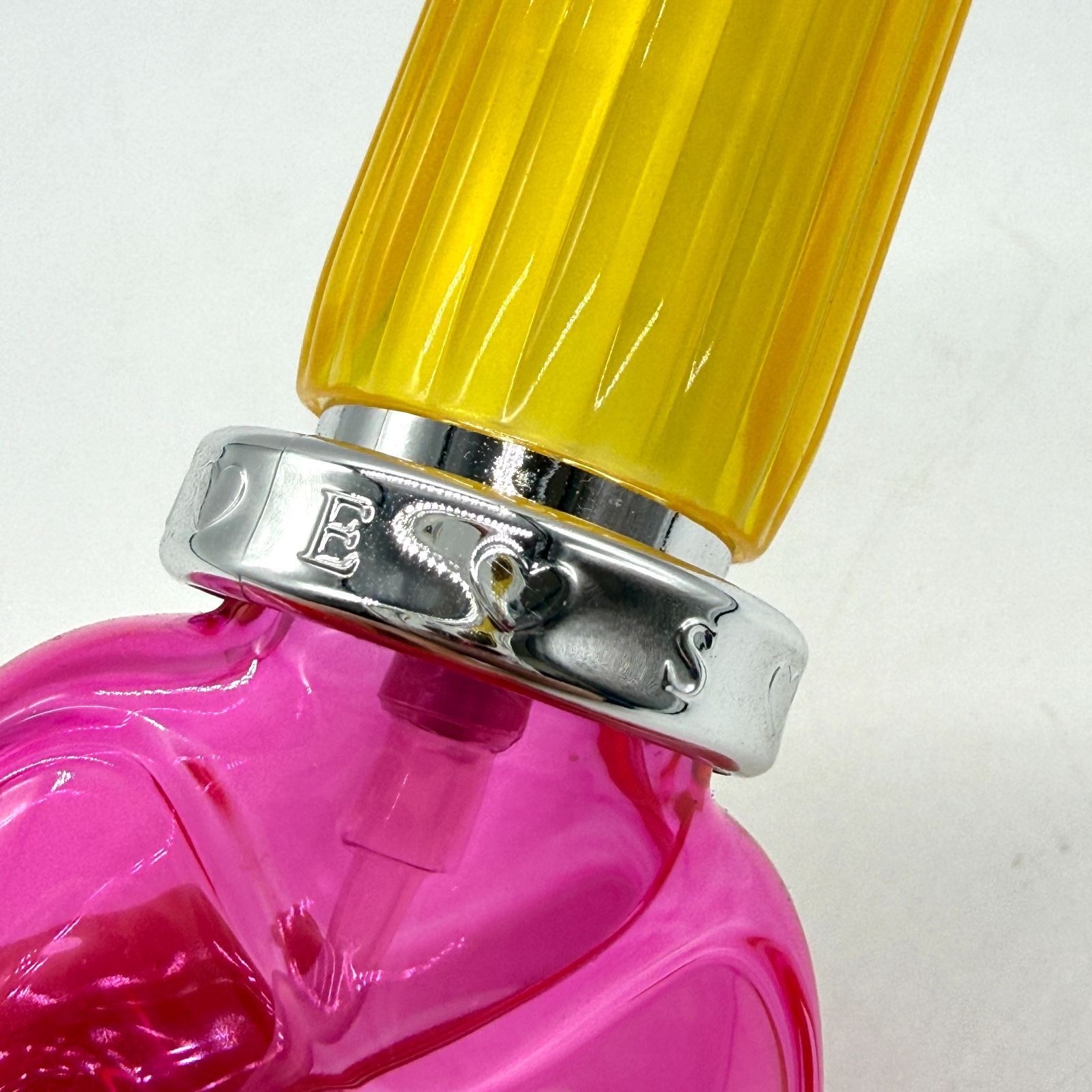 ESCADA エスカーダ ロッキン リオ オードトワレ 香水 フランス製 30ml