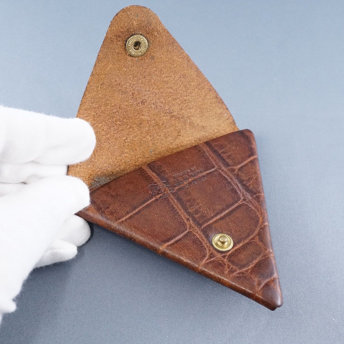 IL BISONTE イルビゾンテ レザー 三角 コインケース USED品 ブラウン