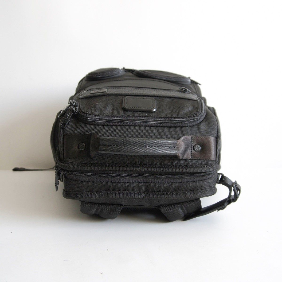 美品】 TUMI トゥミ 【26173D2/ALPHA2 コンパクト ラップトップ バック 