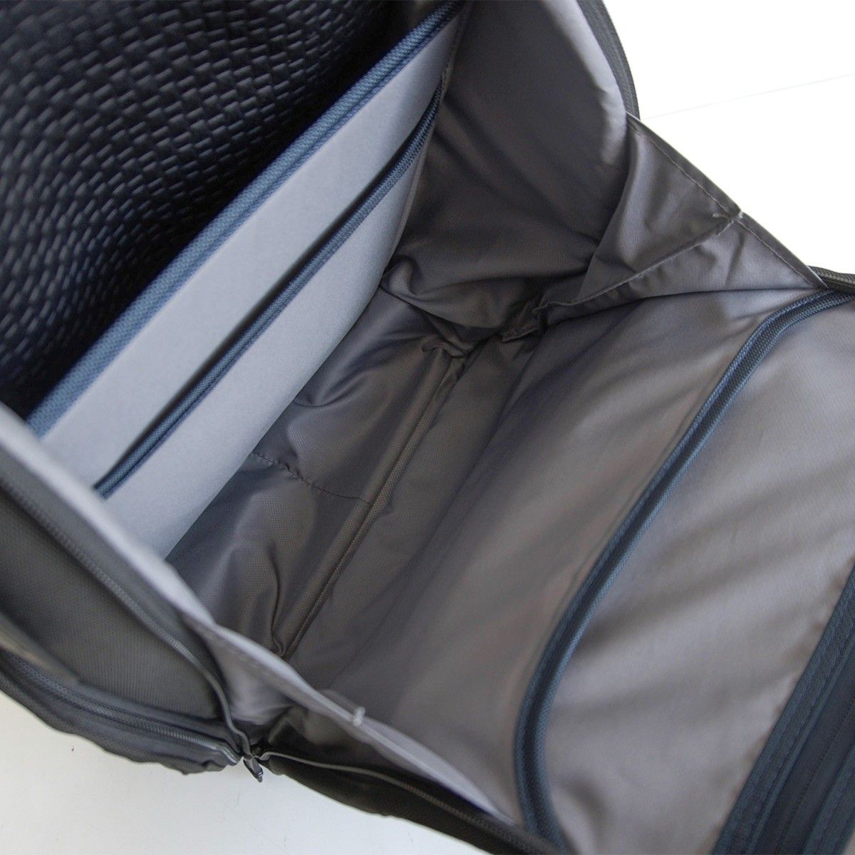 美品】 TUMI トゥミ 【26173D2/ALPHA2 コンパクト ラップトップ バック 