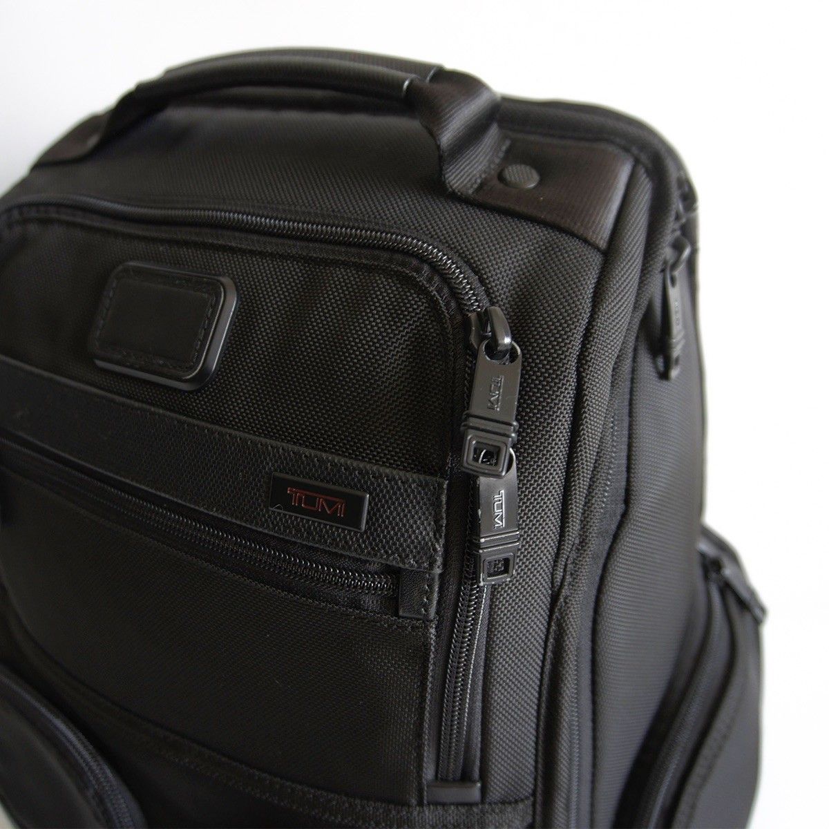 美品】 TUMI トゥミ 【26173D2/ALPHA2 コンパクト ラップトップ バック 