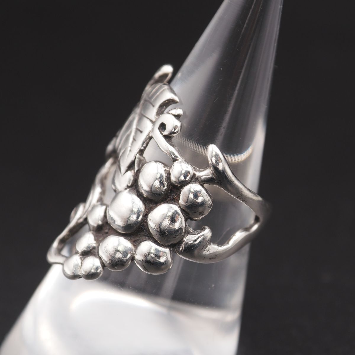 M398 ヴィンテージ SILVER刻印 リング 葡萄 ブドウ グレープ デザイン