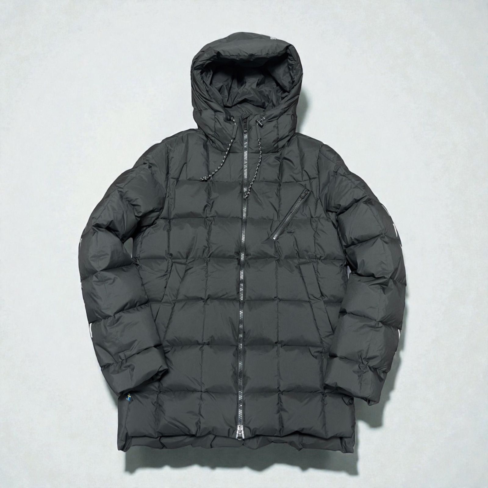 VARGKLADER ヴァーグクレイダー M ALGON DOWN ZIP エルゴーン ダウン ジップ carbon black