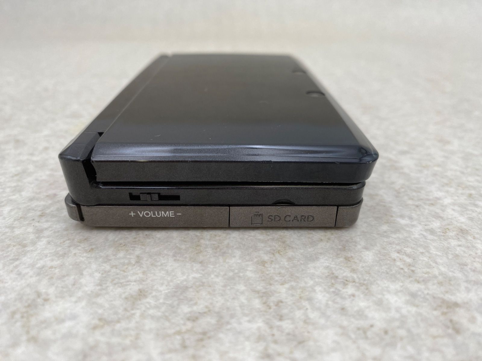 コスモブラック