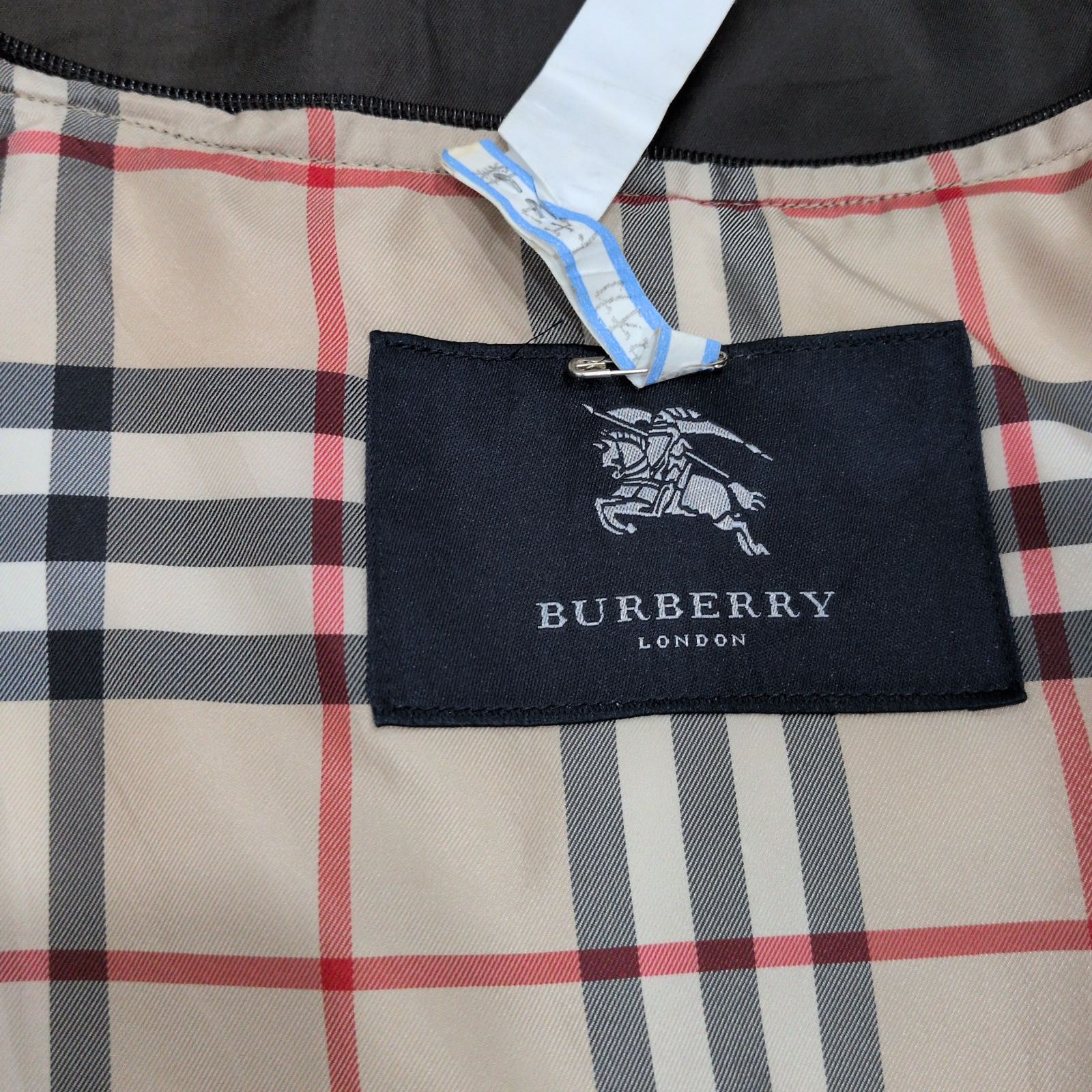 バーバリーロンドン ダウンライナー付きナイロンコート Lサイズ