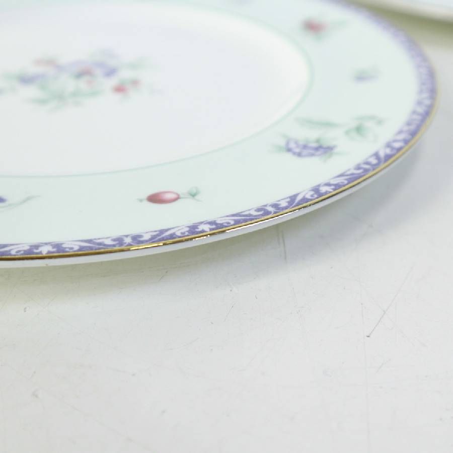 美品】 英国王室御用達 ウェッジウッド メドウフィールド 27cm