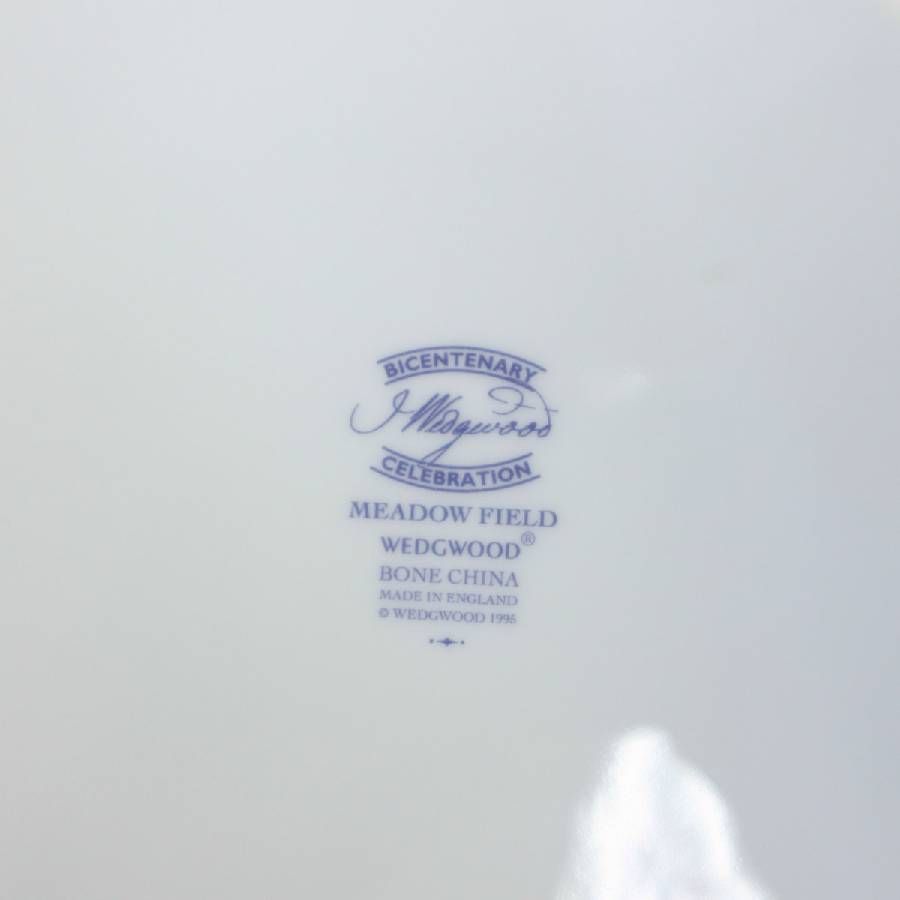 美品】 英国王室御用達 ウェッジウッド メドウフィールド 27cm