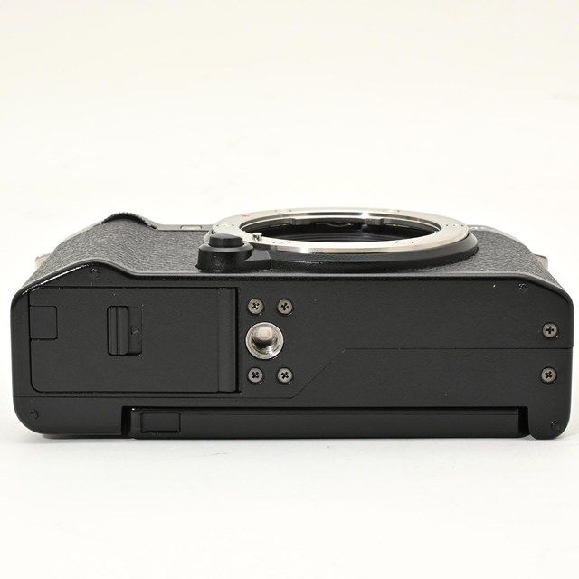 良品＞ FUJIFILM X-M5 ボディ ブラック ｜シャッター数1,469枚｜付属品