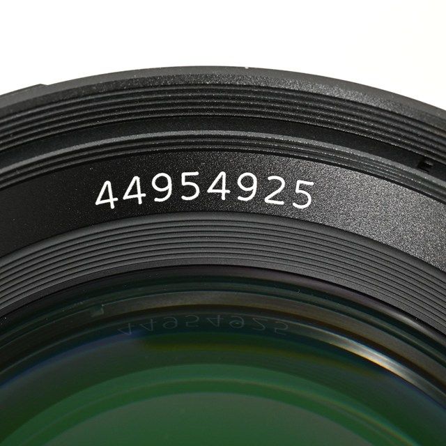 レンズ(単焦点) SONY Planar T* 85mm F1.4 ZA SAL85F14Z Planar T＊ 85mm F1.4 ZA | デジタル一眼カメラα（アルファ） | ソニー