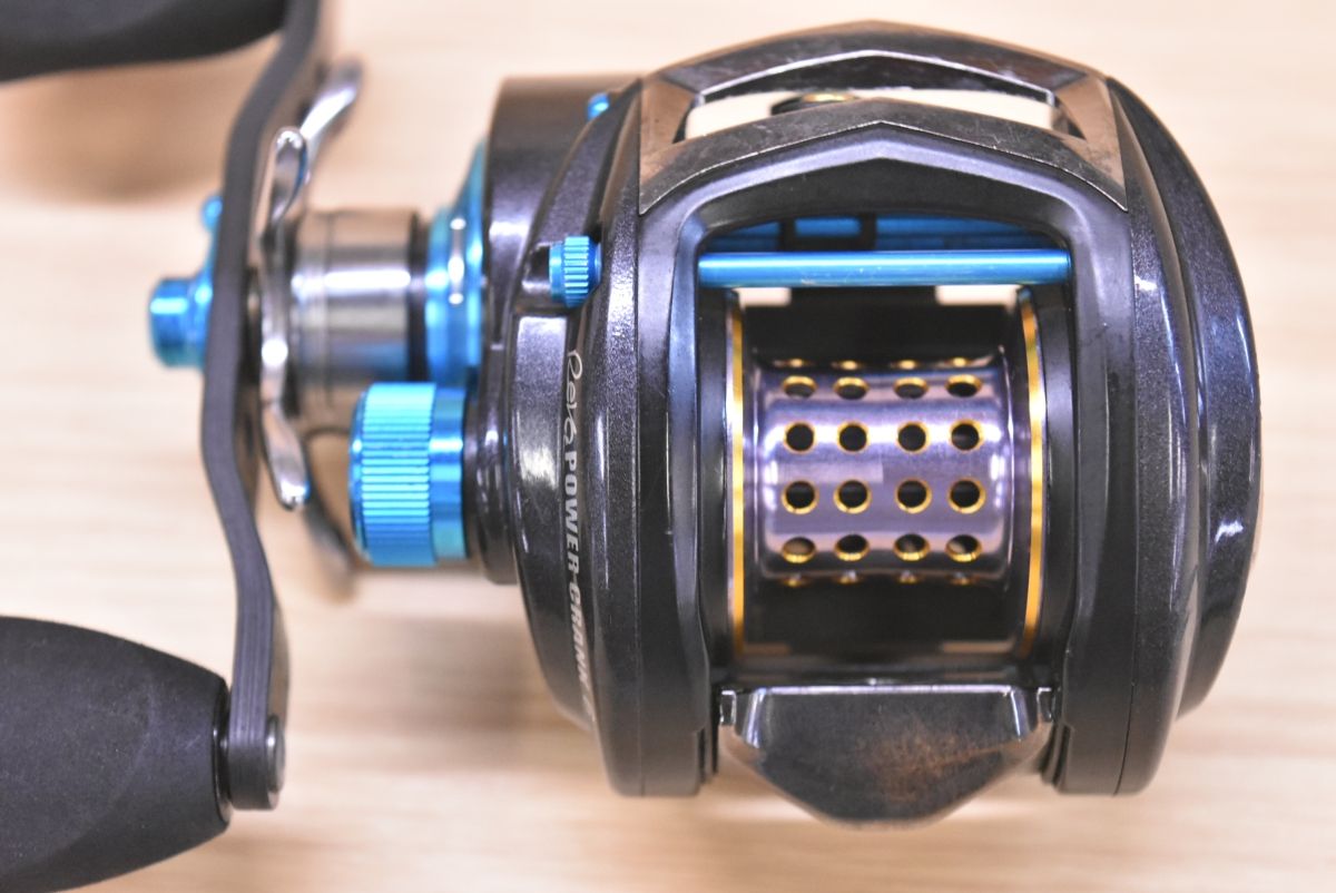 アブガルシア レボ パワークランク6 REVO3 PC-HS-L ベイトリール