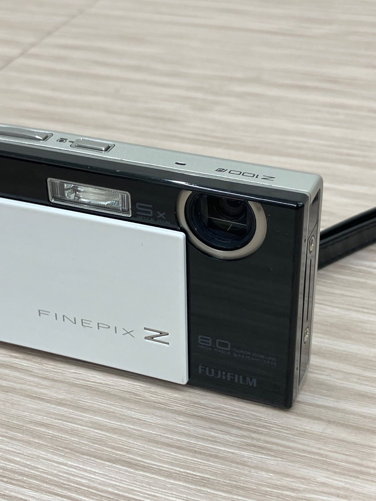 Fujifilm FinePix Z100fd 充電器付 富士フィルム デジカメ ジャンク品 Fujifilm FinePix Z100fd 充電器付 富士フィルム デジカメ
