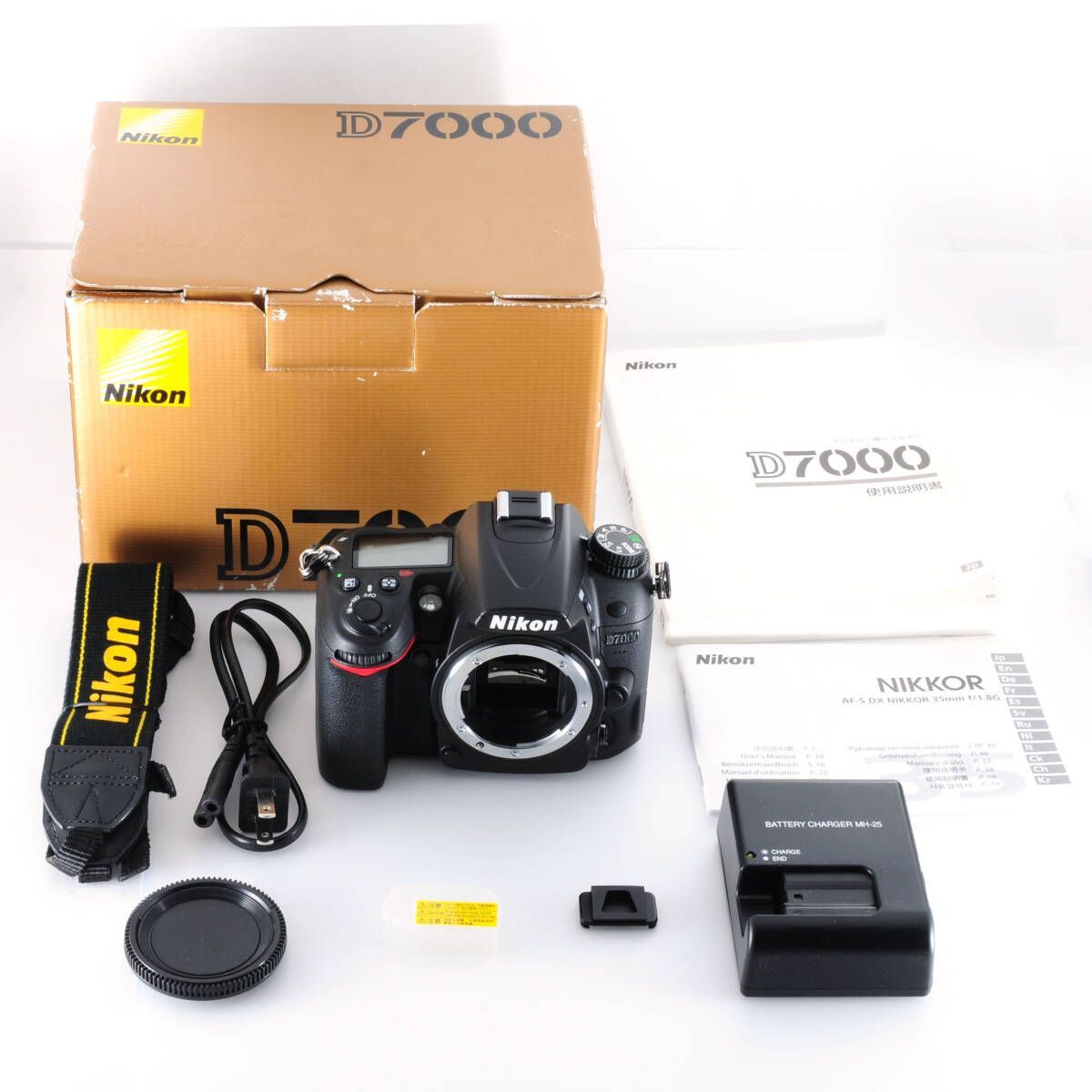美品！BOX付き！【ニコン】Nikon D7000 デジタル一眼レフカメラ 元箱