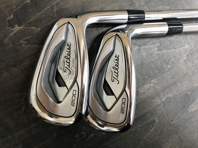 狭山□【中古】 アイアンセット タイトリスト T200 DG TourIssue S200