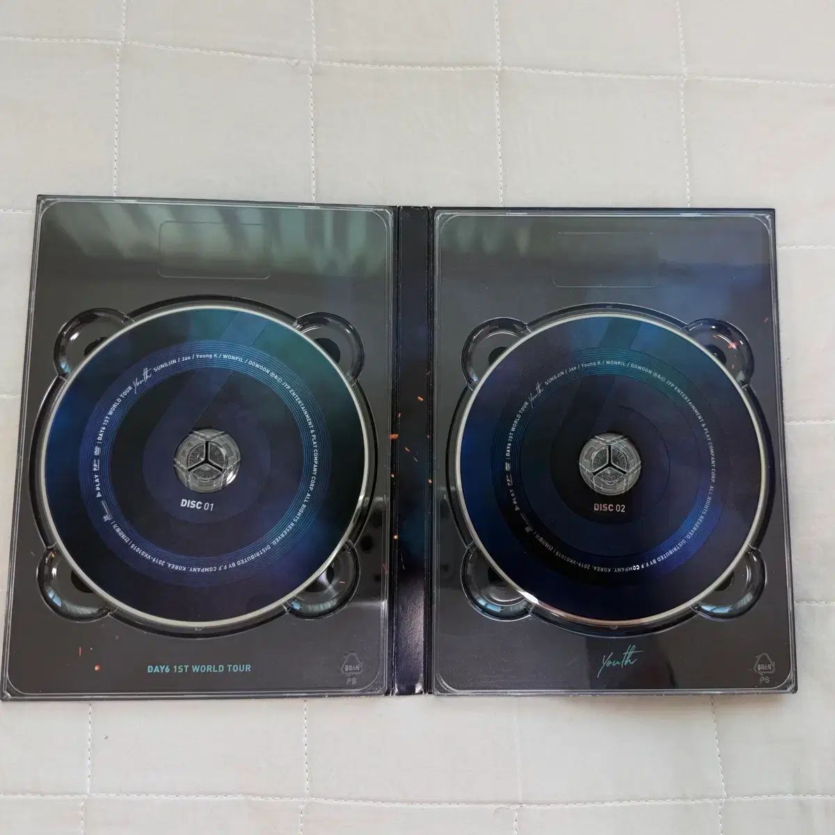 DAY6 1ST WORLD TOUR youth DVD - メルカリ