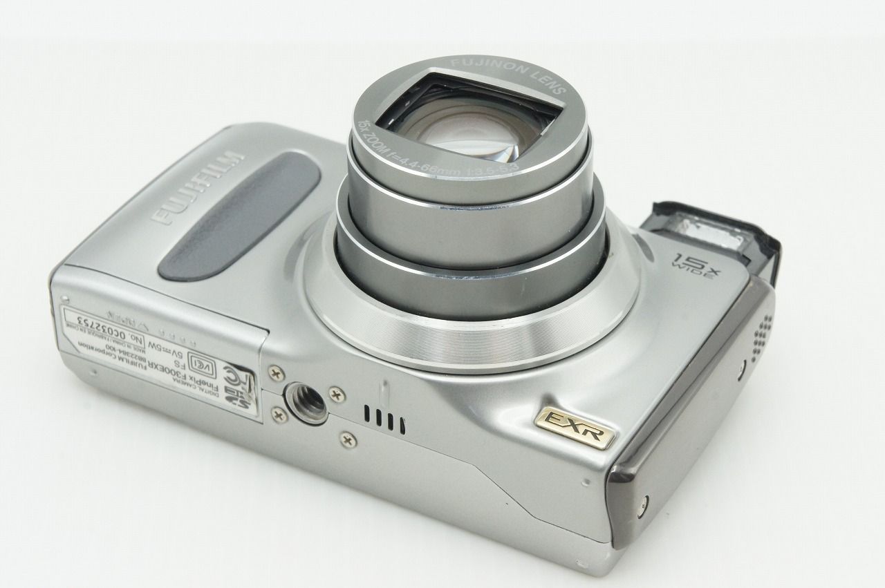 FUJIFILM フジフィルム FinePix F300EXR コンパクトデジタルカメラ