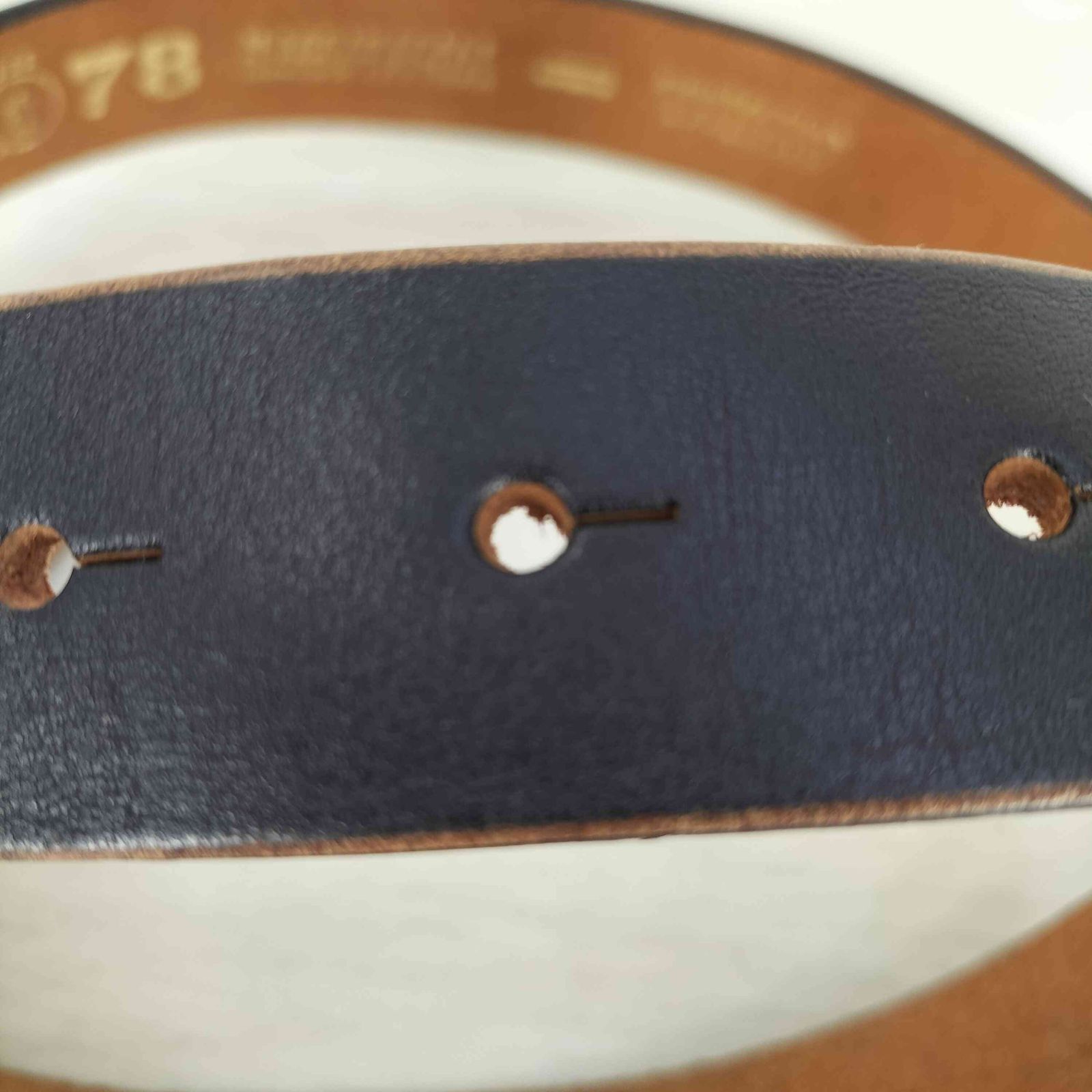 ディーゼル DIESEL イタリア製 ヴィンテージ加工バックル カウレザー