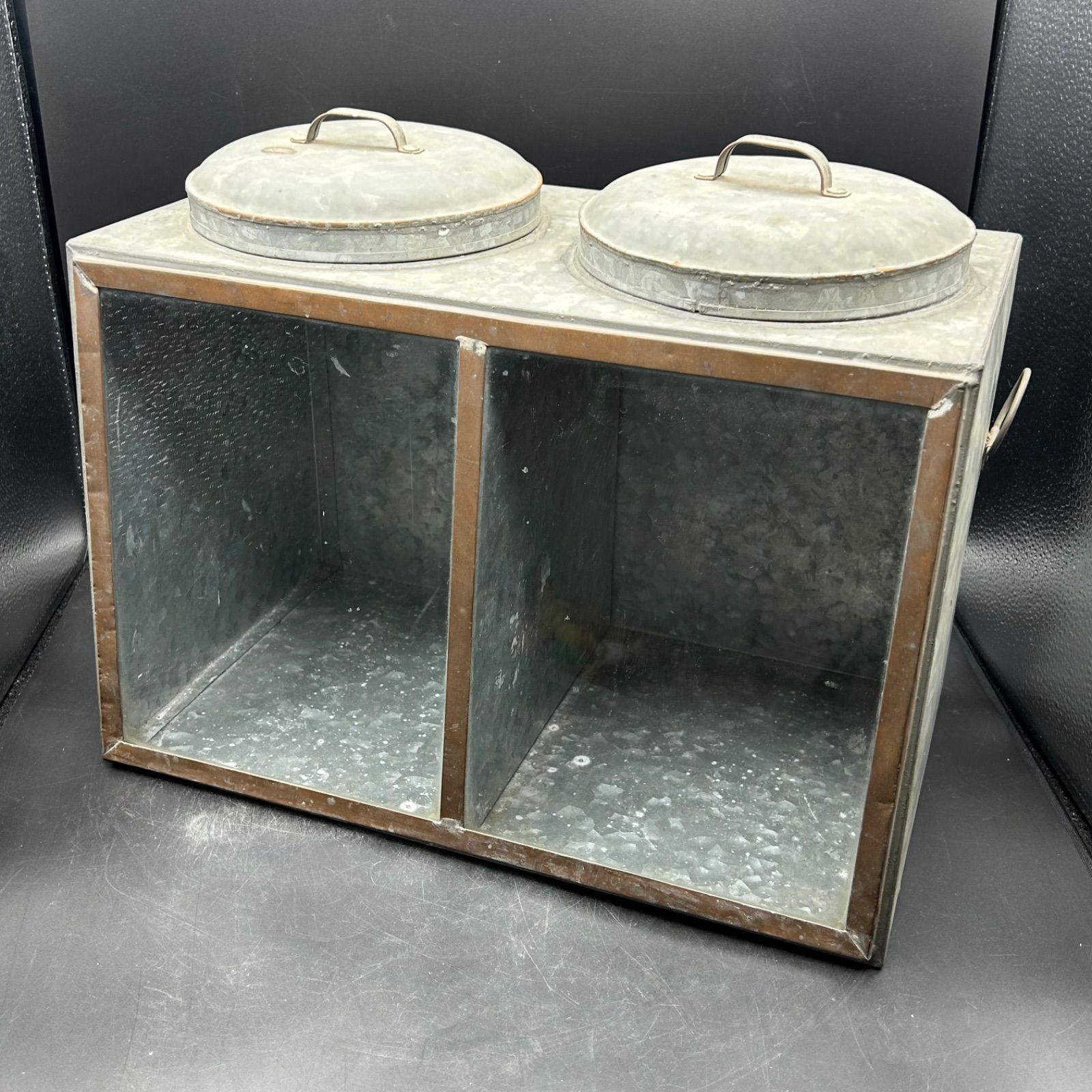 駄菓子ケース　ブリキ　レトロ　古雑貨　駄菓子屋　インテリア　コレクションケース レトロ 駄菓子ケース ブリキ 駄菓子屋 古雑貨 インテリア コレクション