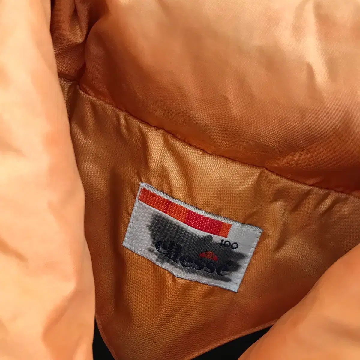 00s エレッセ オールドスクール ダウンベスト - メルカリ